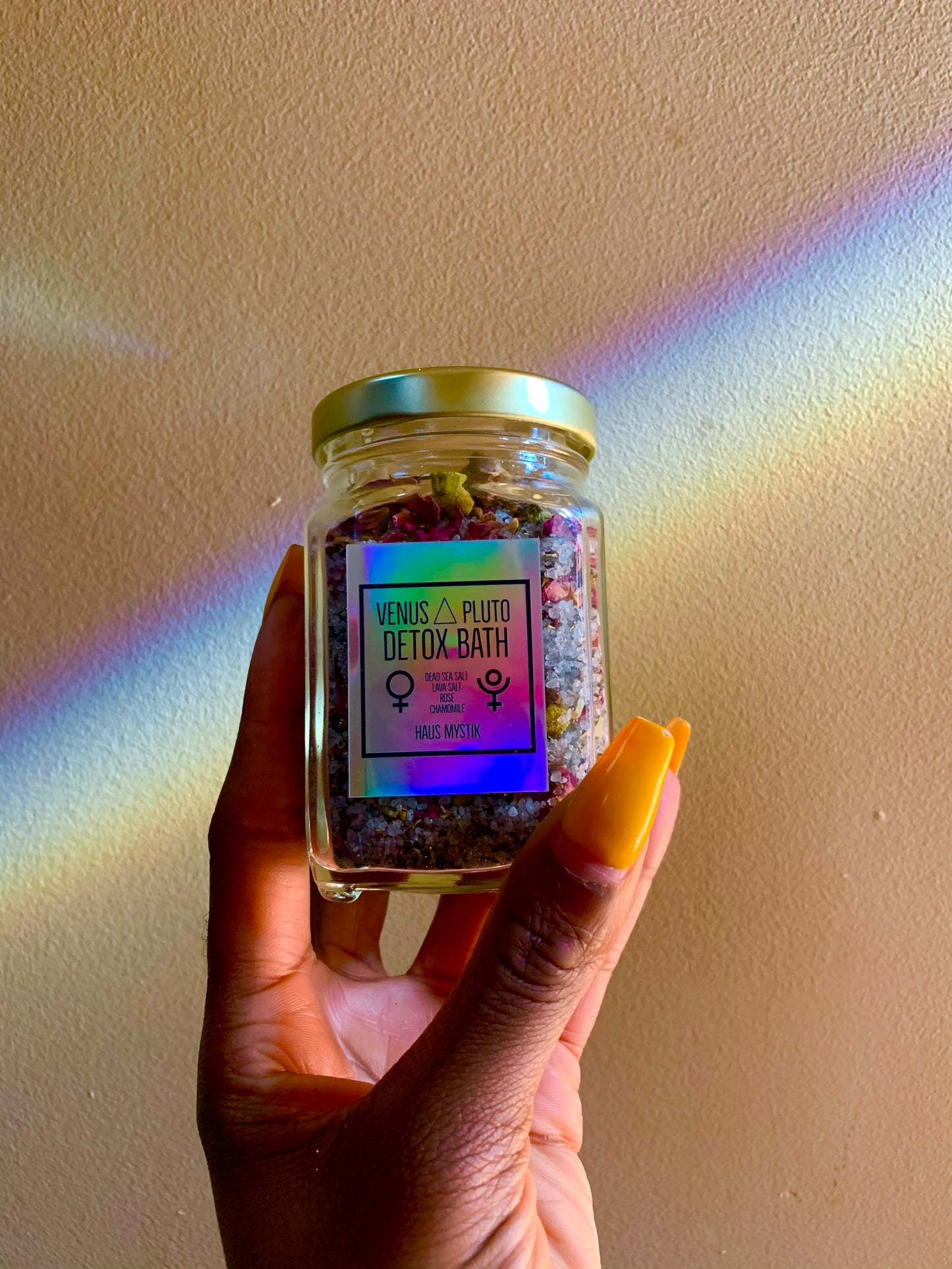 Venus Trine Pluto Detox Bath